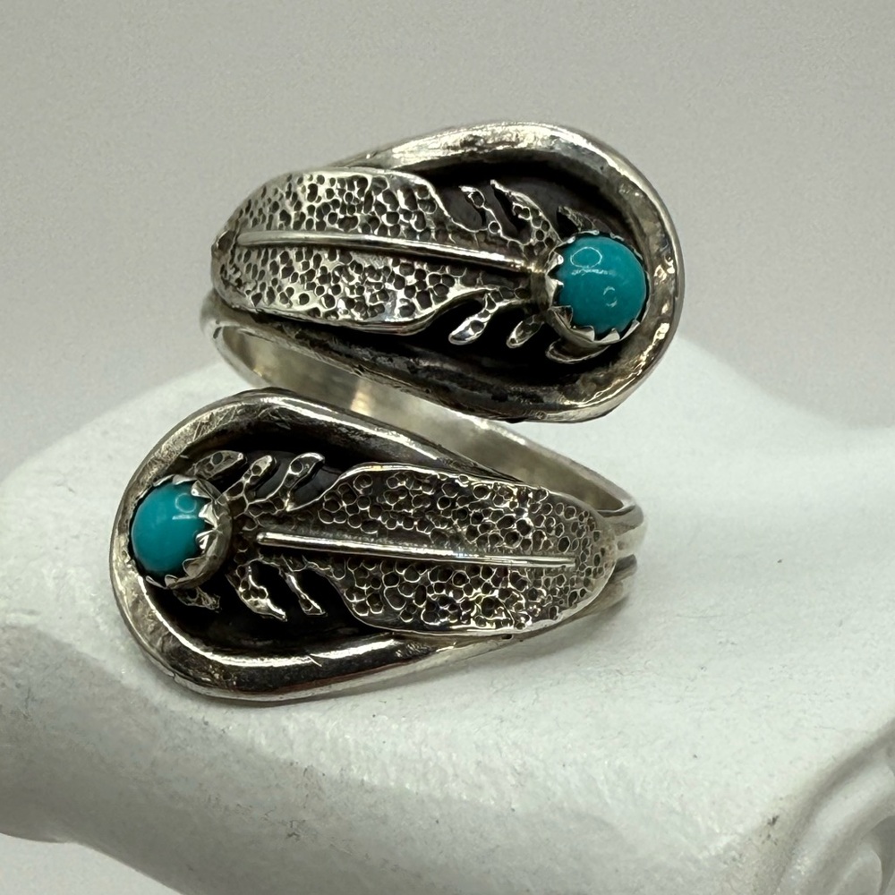 Navajo Sterling Silver Feather Wrap Ring by Etta Berim Twin Turquoise Cabochons - Picture 5 of 14